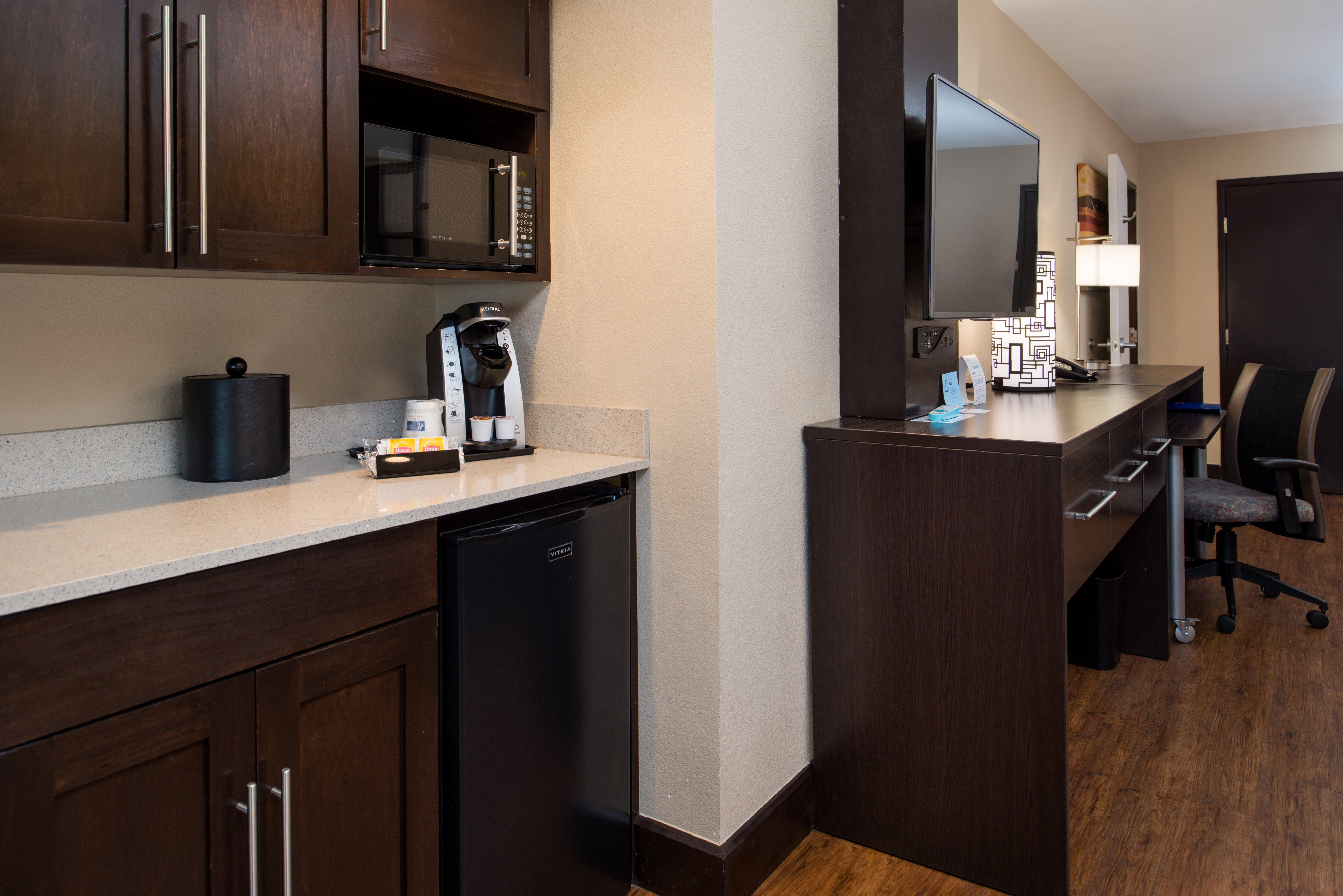 Holiday Inn Express & Suites San Antonio Medical - Six Flags By Ihg Exterior foto